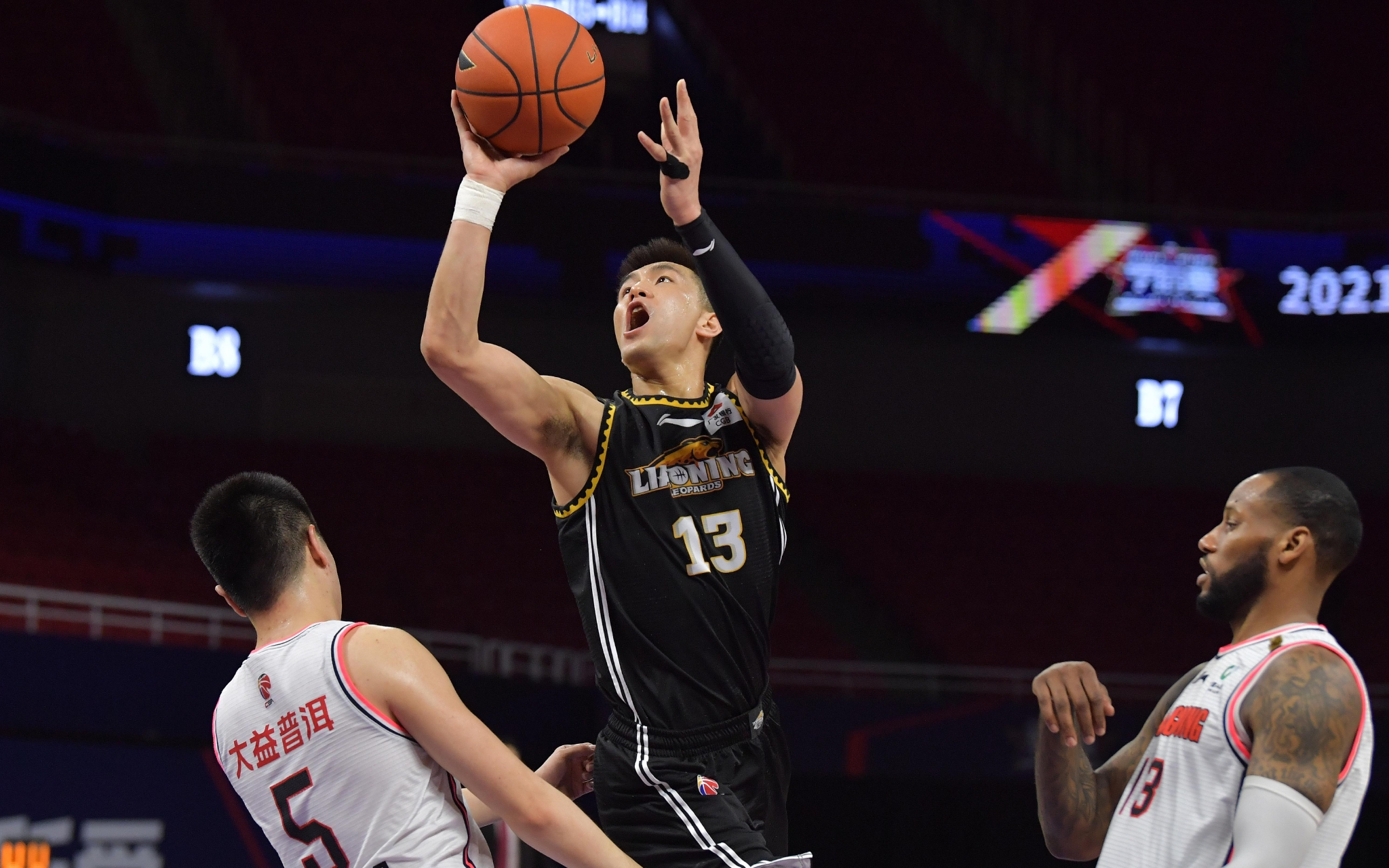 而这名老将 而这名老将