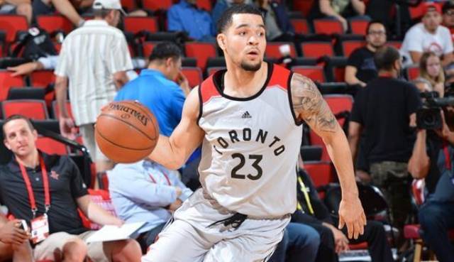 冯彦哲黄东萍2-0击败日本组合晋级下一轮