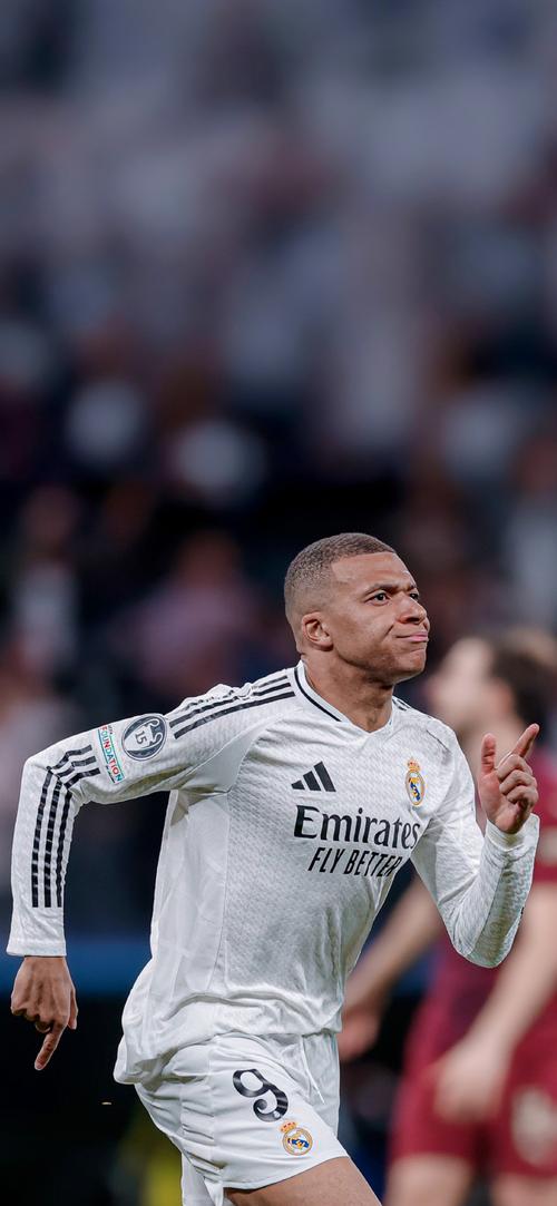 姆巴佩或带伤硬战西超杯决赛，表面团队精神实为个人主义